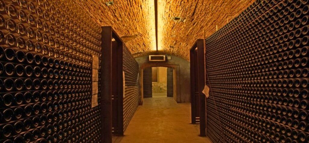 フランチャコルタ 熟成庫